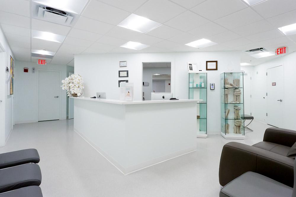 CG Cosmetic Surgery Miami FL 33133 3054467277